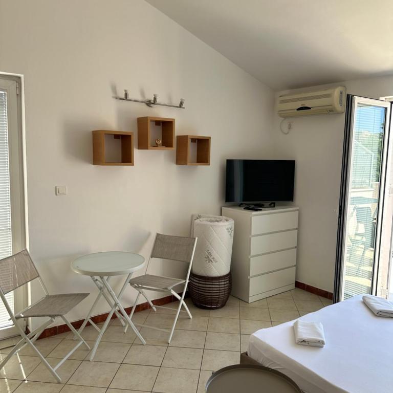 Apartments Anastasija - Studio - Vue sur Mer - 6