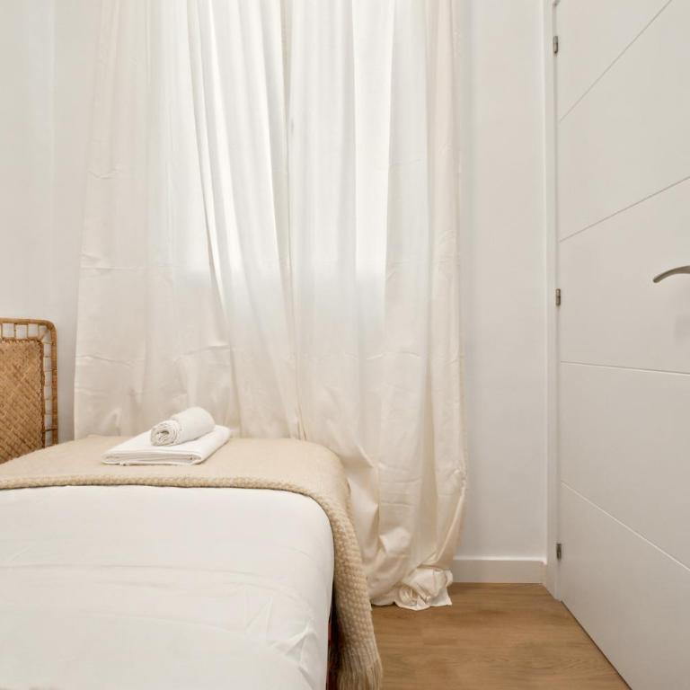 Hogar Madroño - 3BR - A-C - Downtown - Apartamento de 3 dormitorios - 8