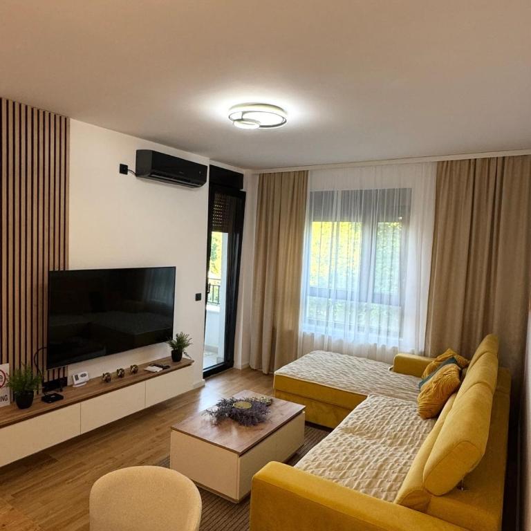 Apartman za desetku - Free Parking - One-Bedroom Apartment - 2