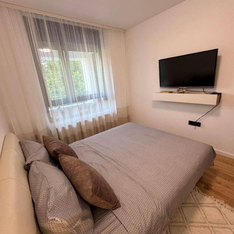 Apartman za desetku - Free Parking - One-Bedroom Apartment - 5