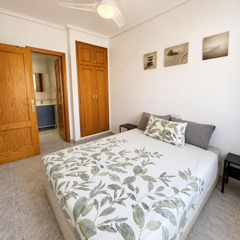 Habaneras always - Three-Bedroom Apartment - 4