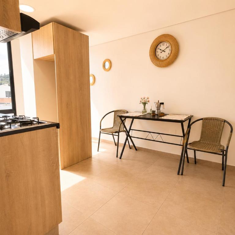 Aparta-estudio Vista panorámica con balcón frente a la UPTC - Apartamento de 1 dormitorio - 9