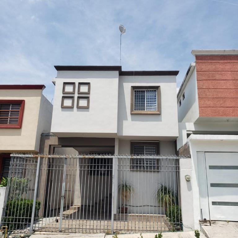 Casa completa con 3 habitaciones - Casa de 3 dormitorios - 1
