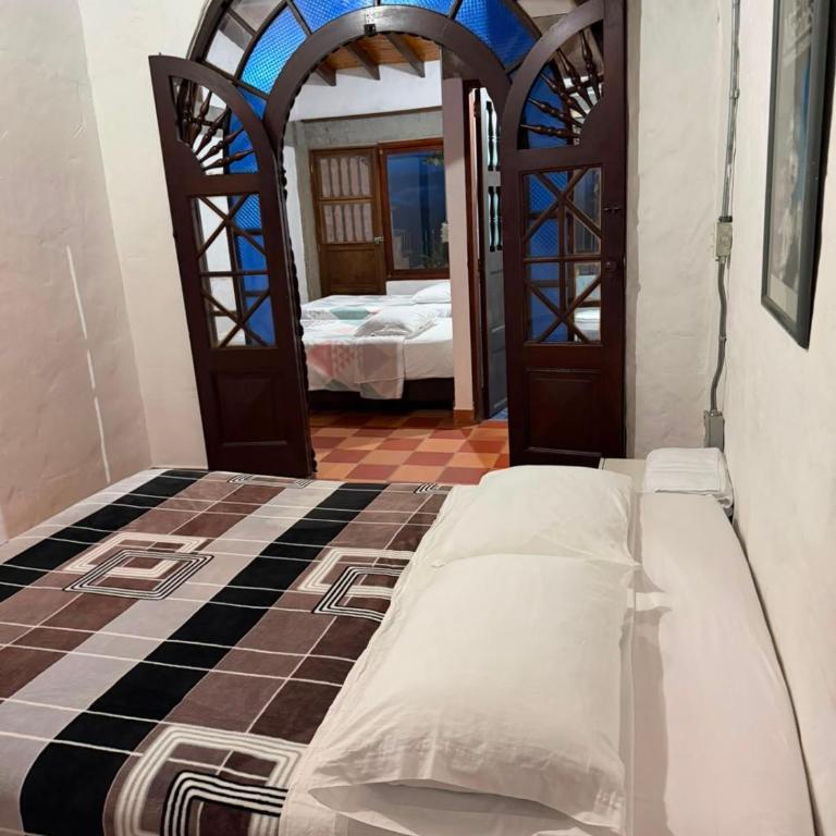 Villa Palosanto Campestre - Family Room with Balcony - 7