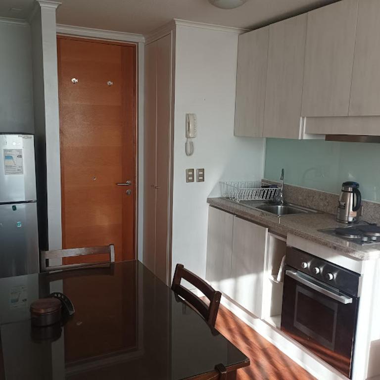 Departamento central cercano al metro y al terminal de buses - Apartamento de 1 dormitorio - 2