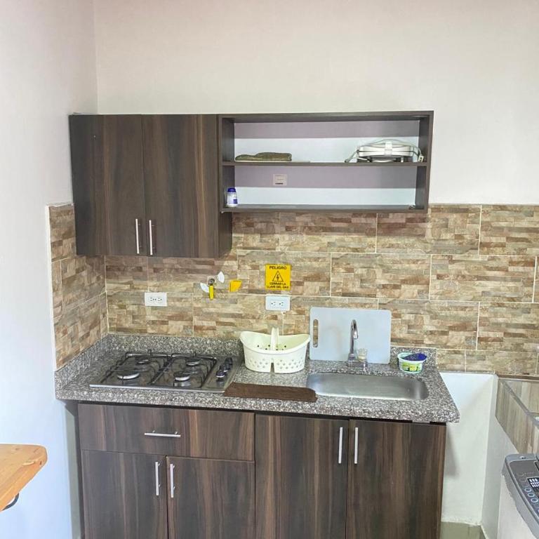4S apartamento en laureles estadio - Two-Bedroom Apartment - 2