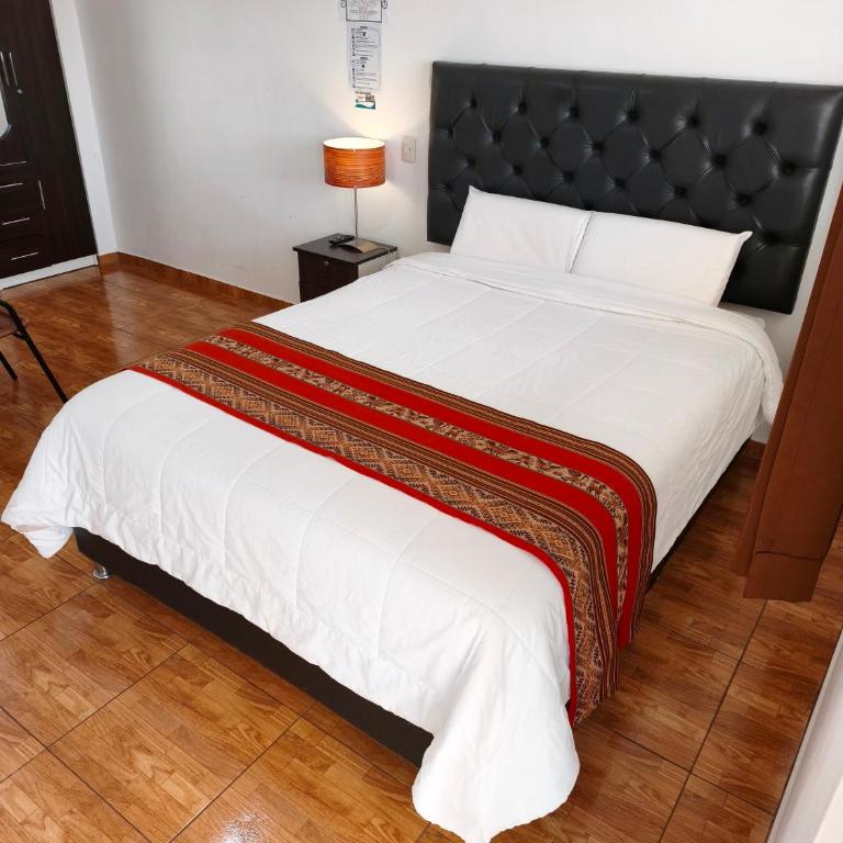 Cusco de mis Sueños Apartment & Hostal - Double Room with Private Bathroom - 1
