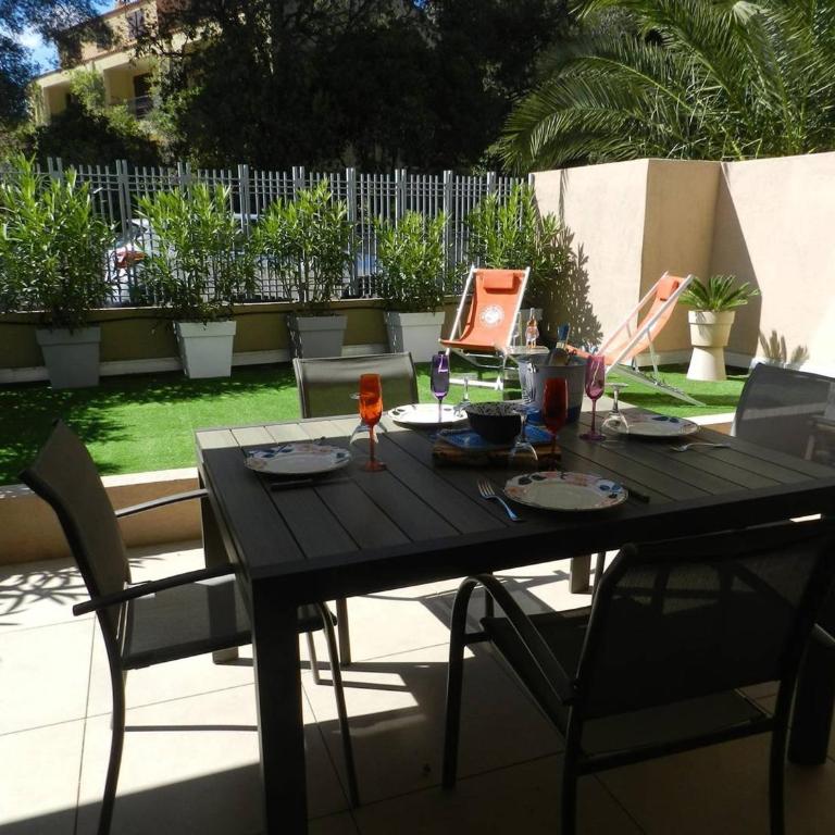 Appartement avec piscine et clim - 4 pers. - FR-1-251-955 - Appartement - 1