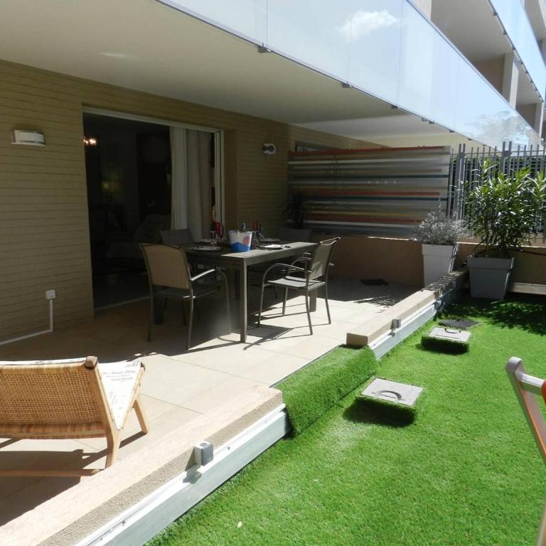 Appartement avec piscine et clim - 4 pers. - FR-1-251-955 - Appartement - 12