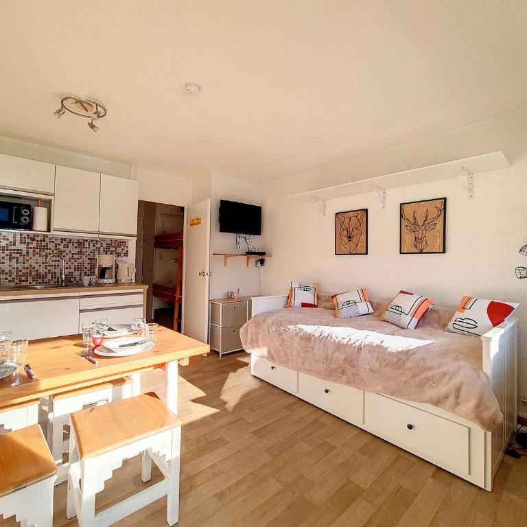 Studio lumineux, ski aux pieds - 4 pers. - FR-1-344-1395 - Studio - 1