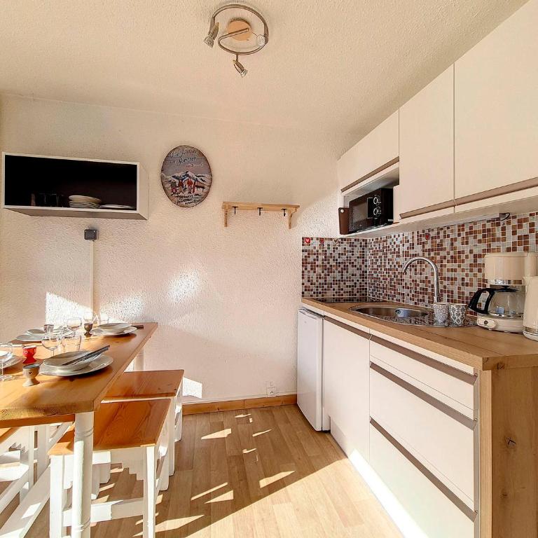 Studio lumineux, ski aux pieds - 4 pers. - FR-1-344-1395 - Studio - 7