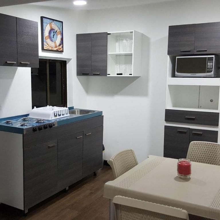 Beach Paradise Apartments - Apartamento Estándar - 5