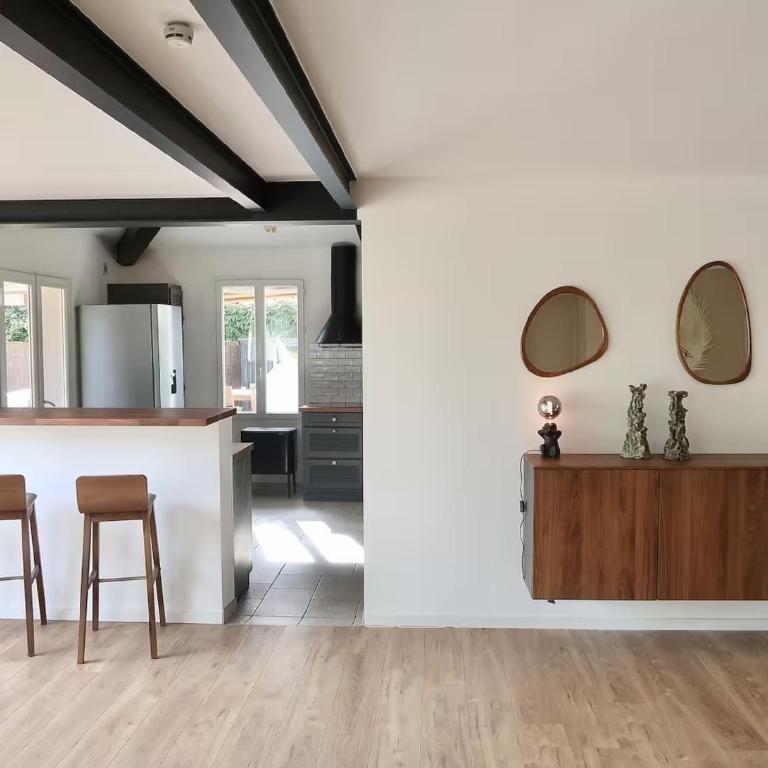Beautiful Villa A few minutes from the medieval village of Grimaud and the beaches - Appartement - 90