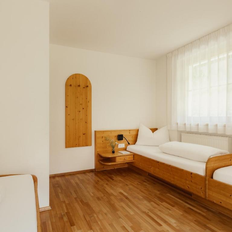 Untermairhof Appartment Residence - Two-Bedroom Apartment with Terrace - 6