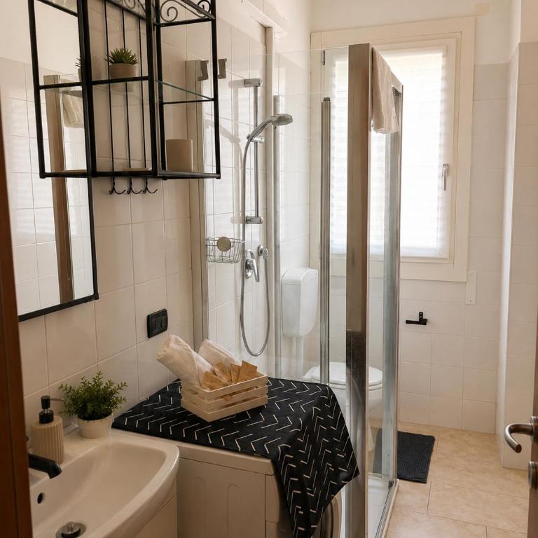 Appartamento ampio, luminoso e immerso nel verde - Apartamento de 2 dormitorios - 27