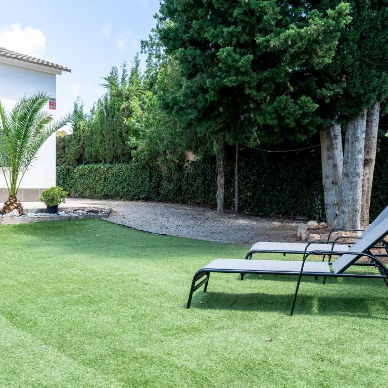 Villa with garden next to the beach - Vacation Home - 13