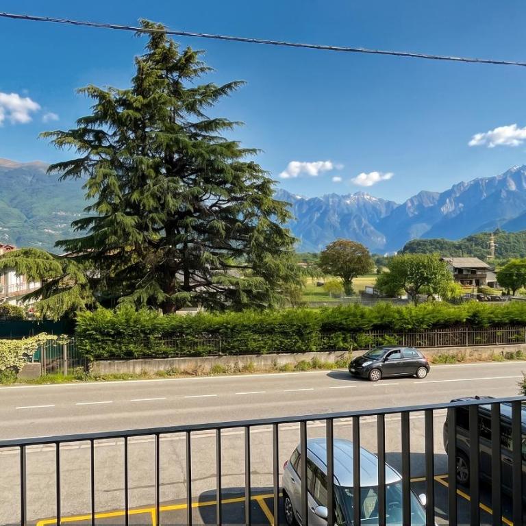 G Holiday - Appartamento con 2 Camere da Letto e con Vista Montagna - 20