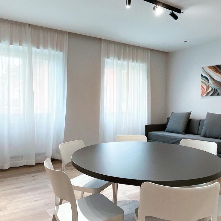 G Holiday - Appartamento con 2 Camere da Letto e con Vista Montagna - 3