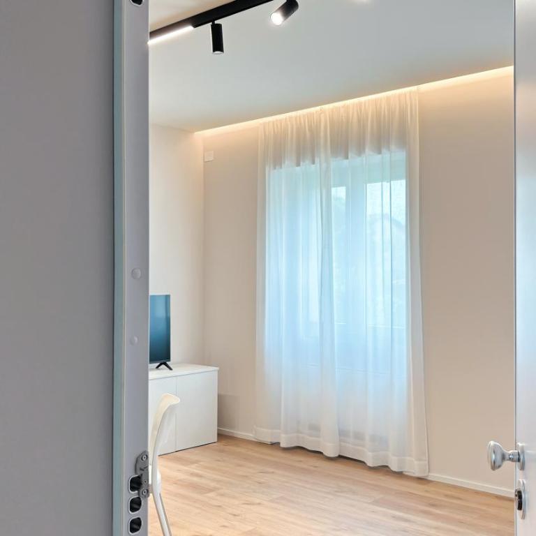 G Holiday - Appartamento con 2 Camere da Letto e con Vista Montagna - 9