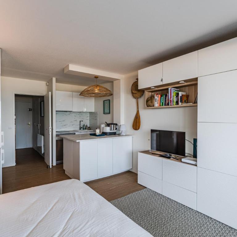Studio vue mer - direct plage - Studio mit Terrasse - 3