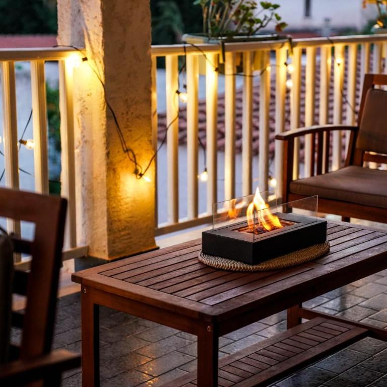 Mr Brown - Villa Eva Mare - Two-Bedroom Family Apartment - 24