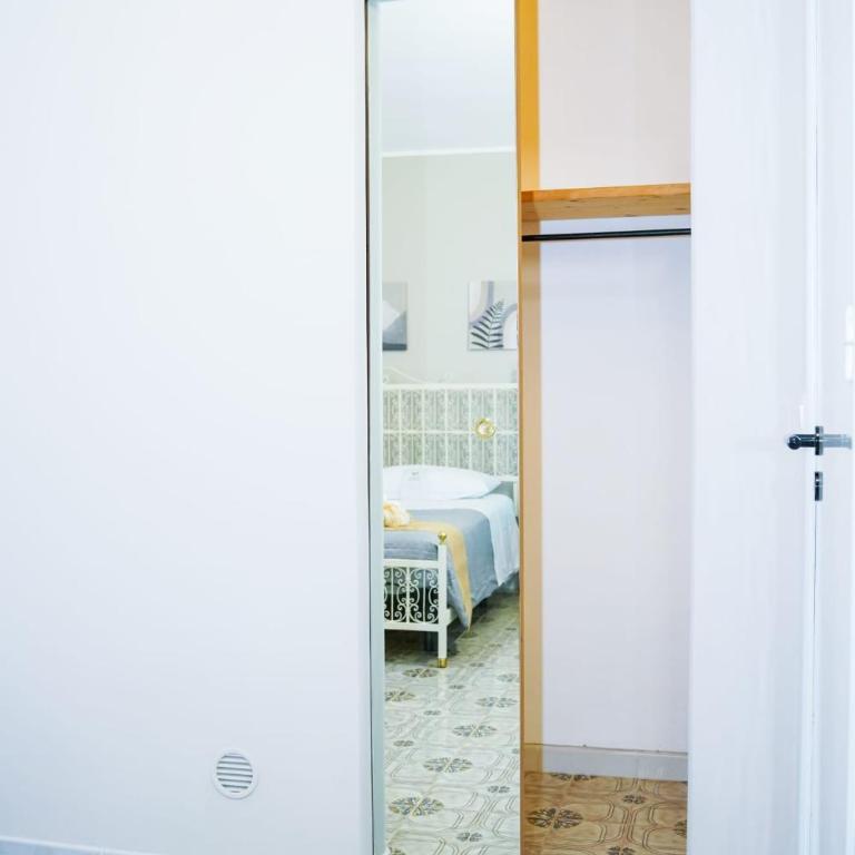 Mr Brown - Villa Eva Mare - Triple Room with Terrace - 12