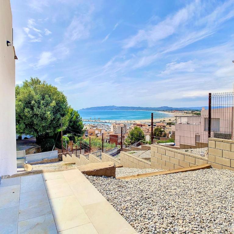 Villa with view & private pool - Villa - 11