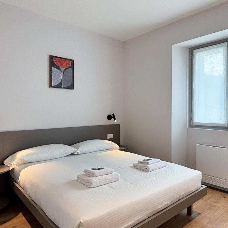 G Holiday - Appartamento con 1 Camera da Letto, Balcone e Vista Montagna - 14