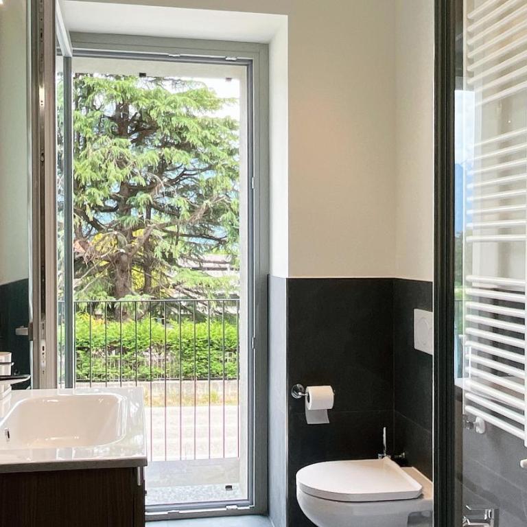 G Holiday - Appartamento con 1 Camera da Letto, Balcone e Vista Montagna - 16
