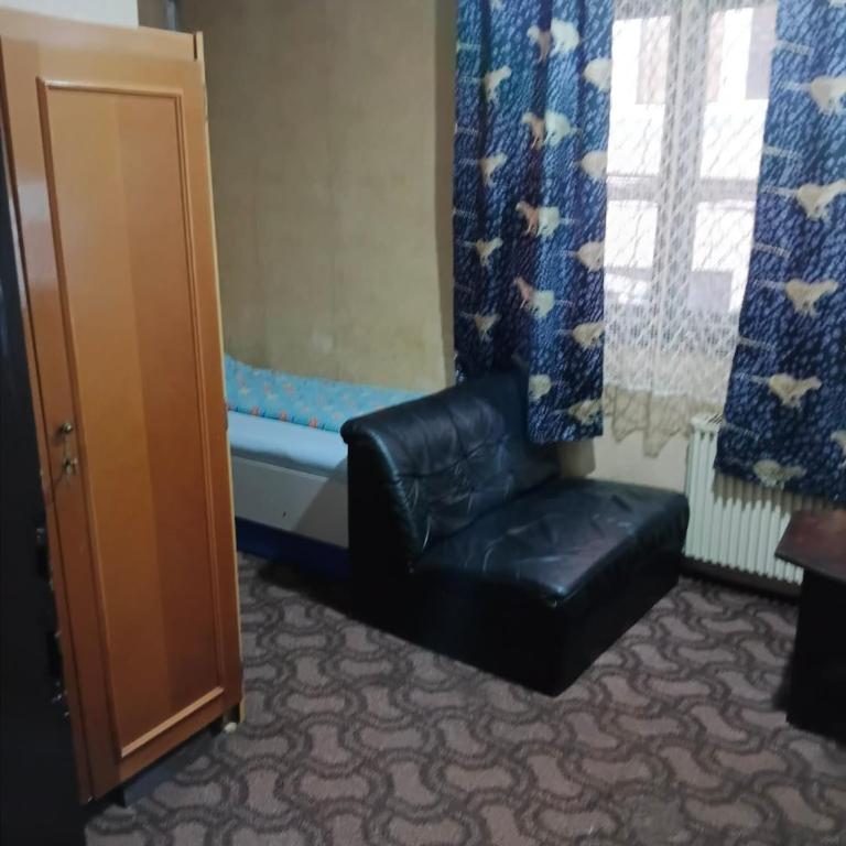 KONAK kod ODISEJE - Jednokrevetna Soba sa Zajedničkim Tušem i Toaletom - 2