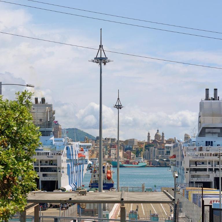Davanti All'acquario Di Genova - Appartamento Superior con Vista Città - 7