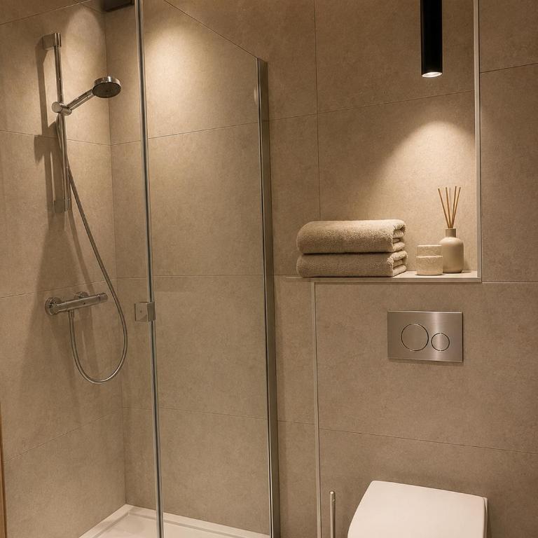 Book-A-Room Salzburg Garden or Balcony Stay - 2 bedroom - air conditioning & free parking - Apartment mit 2 Schlafzimmern und Terrasse - 4