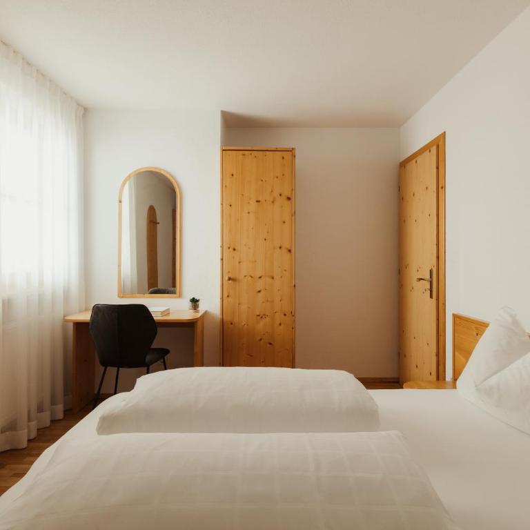 Untermairhof Appartment Residence - Three-Bedroom Apartment with Park View - 5