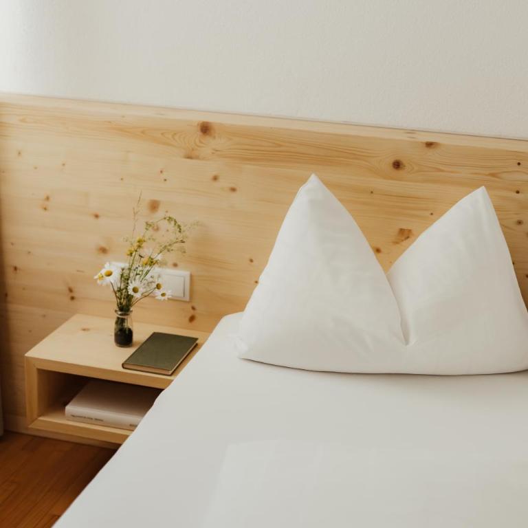 Untermairhof Appartment Residence - Three-Bedroom Apartment with Park View - 9