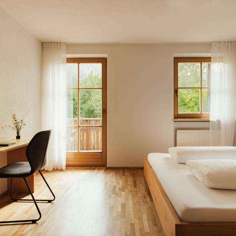 Untermairhof Appartment Residence - Two-Bedroom Apartment with Garden View - 5