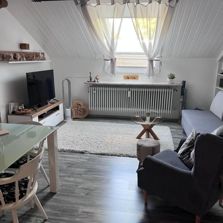 Ferienwohnung Alpenglück mit Schwimmbad und Sauna - Apartment mit 1 Schlafzimmer - 2