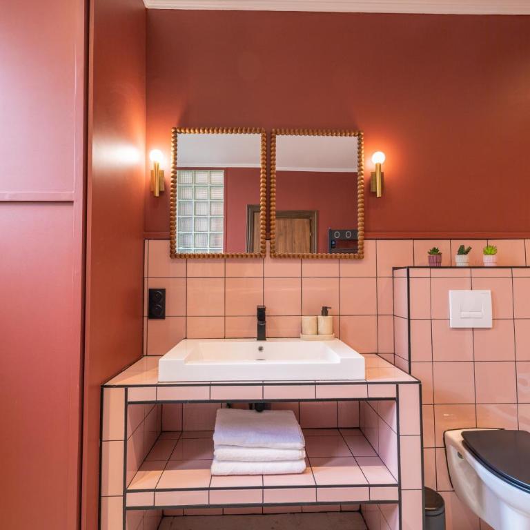 EVA Suite - One-Bedroom Apartment - 4