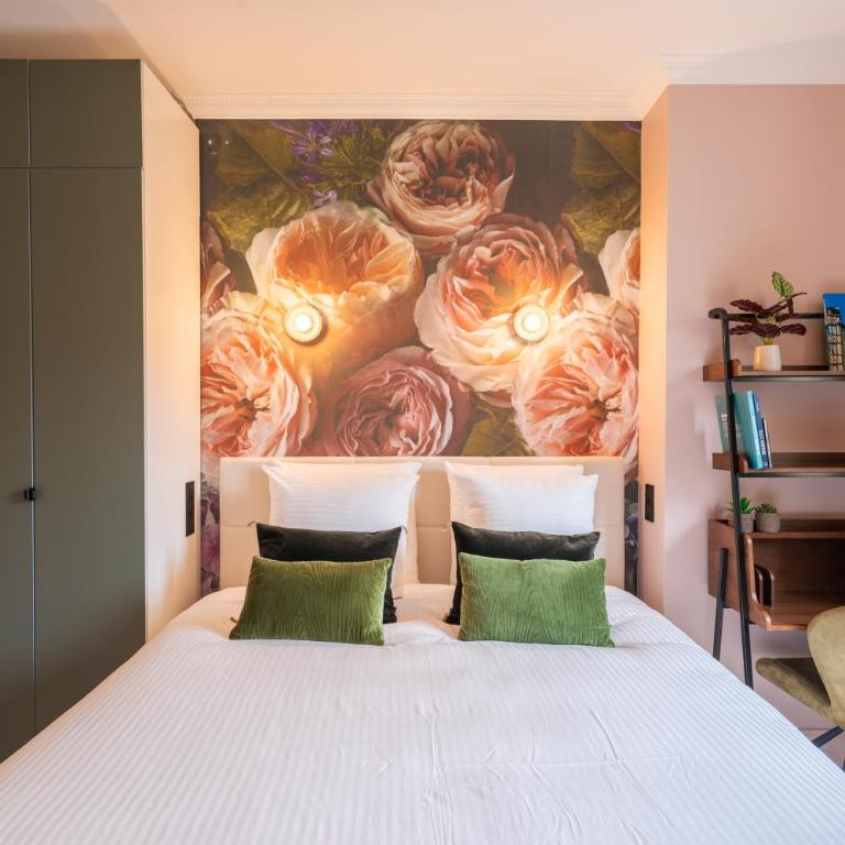 EVA Suite - One-Bedroom Apartment - 6
