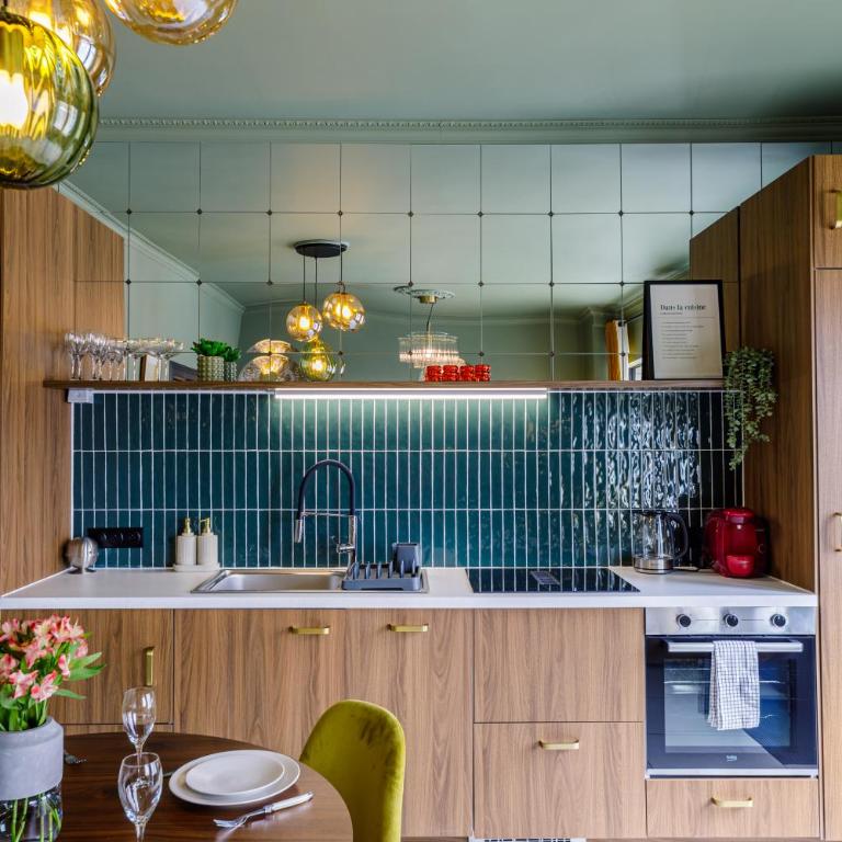 EVA Suite - One-Bedroom Apartment - 25
