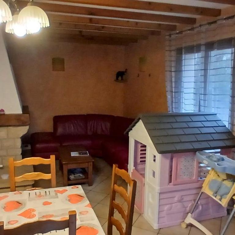 House surrounded by creek - Chalet - 20
