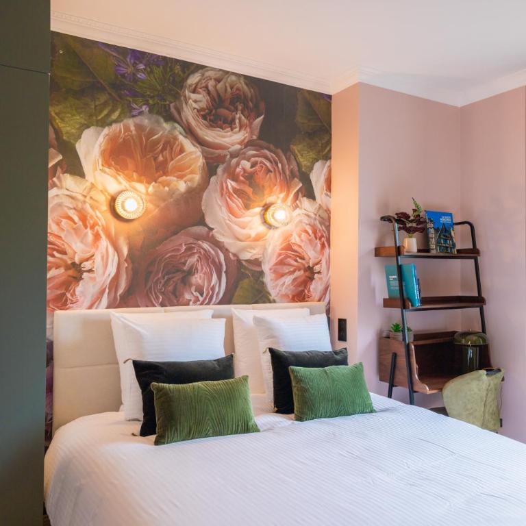 EVA Suite - One-Bedroom Apartment - 33