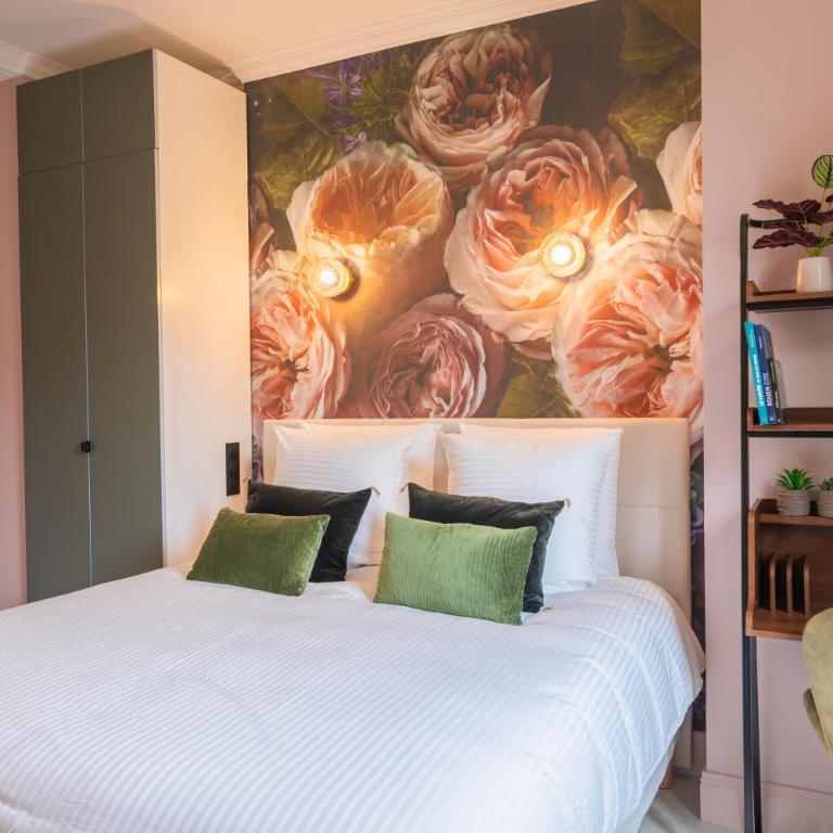 EVA Suite - One-Bedroom Apartment - 41