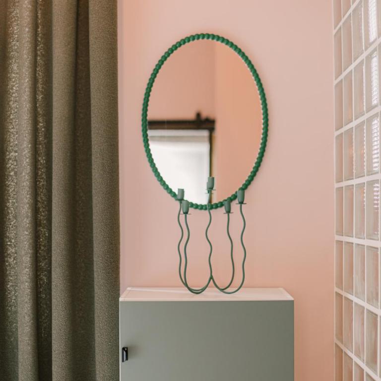EVA Suite - One-Bedroom Apartment - 40