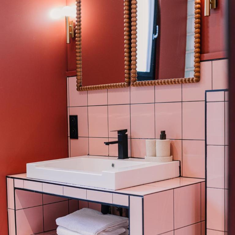 EVA Suite - One-Bedroom Apartment - 52