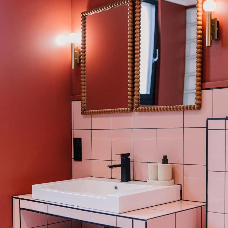EVA Suite - One-Bedroom Apartment - 51