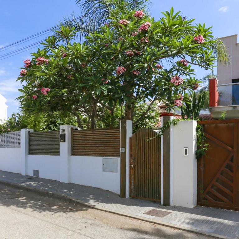 Casa con Terraza cerca de la Playa - Casa con 2 Camere da Letto - 2