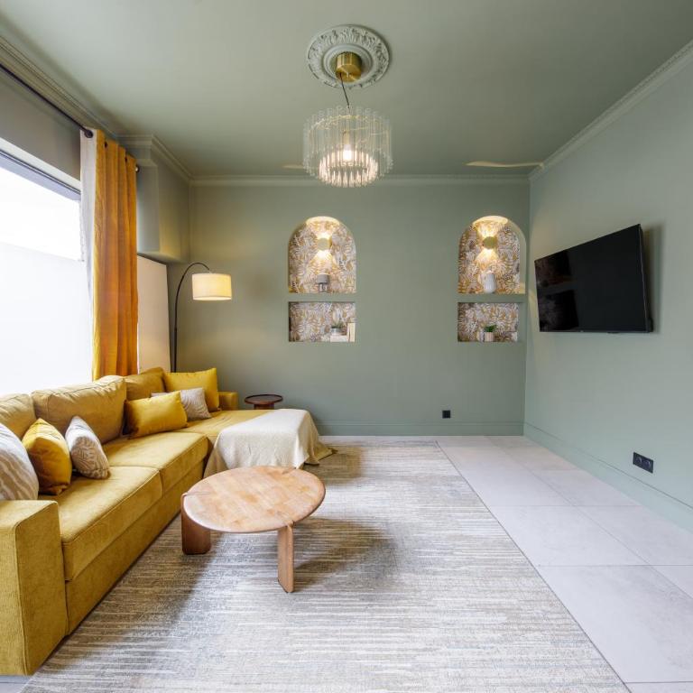 EVA Suite - One-Bedroom Apartment - 79