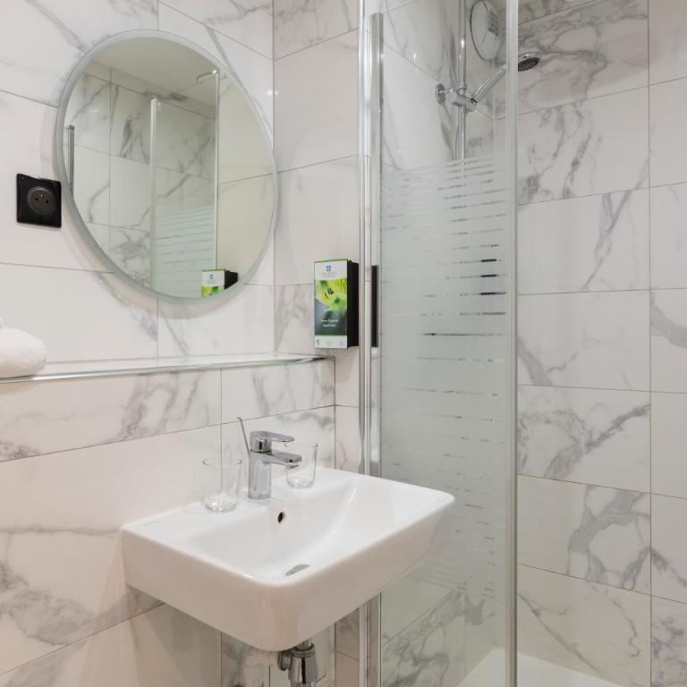 Sure Hotel by Best Western Reims Nord - Chambre Lit Queen-Size Classique - 2