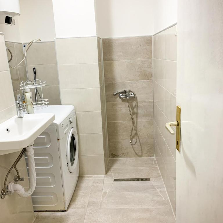 Dobrinja Airport 2 - Apartman sa 1 Spavaćom Sobom - 2