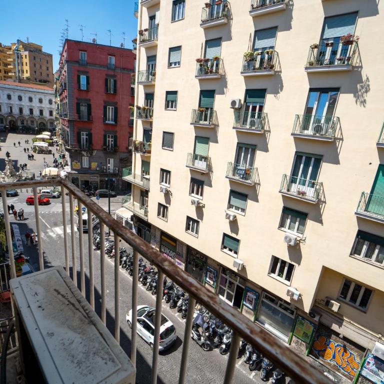 A Due Passi da Spaccanapoli by Wonderful Italy - Appartamento - 42